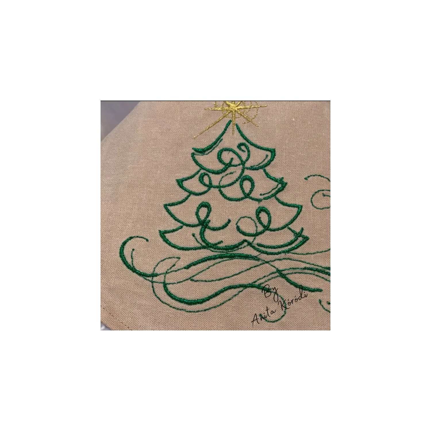 Modern Green Christmas Tree Embroidery Design with Star